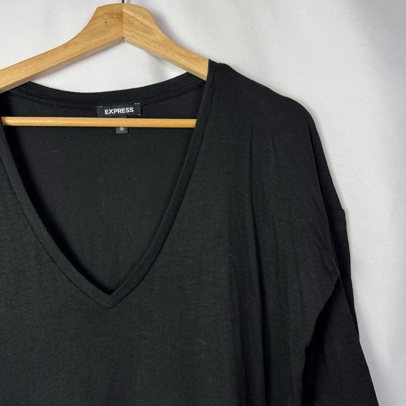 Express Black V-Neck Half Sleeve London T-Shirt XS - Picture 5 of 5